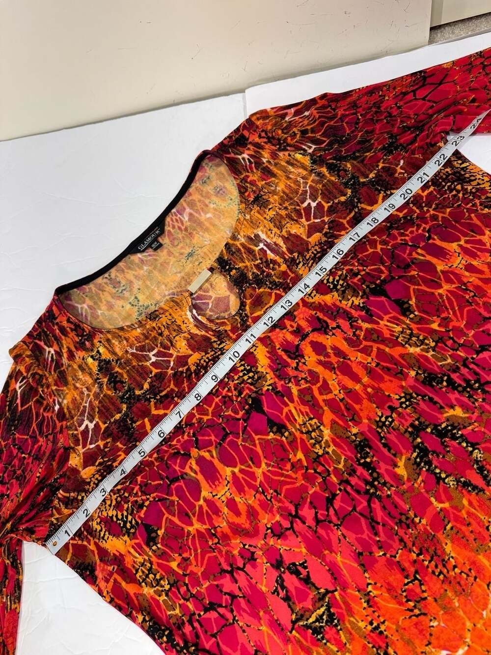 Glamour Women's Long Sleeve Dress in Red and Orange Abstract Animal Print 16W - Picture 4 of 9